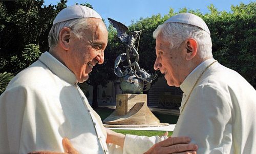 5 luglio 2013: incontro tra Papa Francesco e Papa Benedetto XVI per l'inaugurazione della statua di San Michele Arcangelo